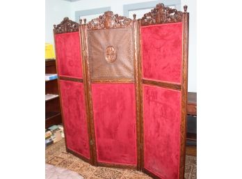 Victorian Style Screen - Hand Carved - Good Condition!! - Item #55