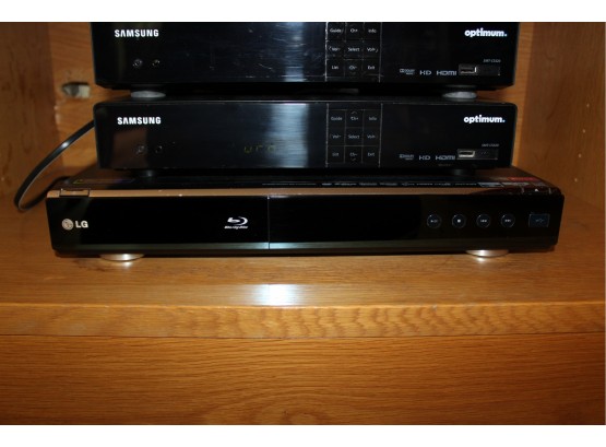LG Blu-Ray Disc Player - Model# BD390 - Good Condition!! Item #17