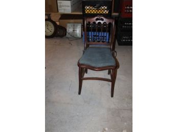 Antique Wood Chair - Good Condition!! - Item #85