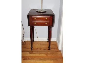 Vintage Wood End Table - Expands - 2 Small Drawers - Good Condition!! Item #11