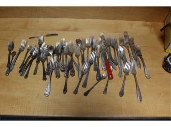 Mixed Lot - Vintage & Antique Silver Plated Serving Utensils!! - Item #171