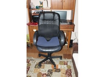 Black Leather Computer Chair W/Wheels & Back Support! Item #37 GF