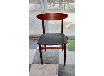 Mid Century Danish Modern Chair - EXCELLENT CONDITION! Item #36 GF