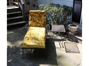 Vintage Wrought Iron Patio Set - Lounge Chair & One Table! Item #17 GF