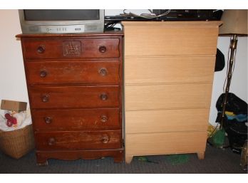 Lot Of 3 Dressers W/ Contents - Good Condition!! - Item# 017