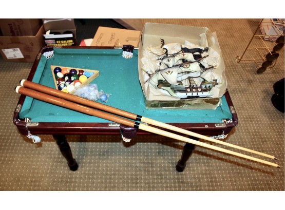 ALBATROSS Ship & Minnesota Fats Children's Pool Table W/ Cue Sticks & Balls! Item#89 BSMT