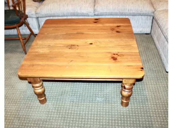 Vintage Coffee Table - GOOD CONDITION!! Item#84 BSMT