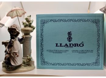 LLADRO No. 5285 - 'Glorious Spring' Girl W/ Dove & Flowers - RETIRED - ORIGINAL BOX INCLUDED!! Item #280 LR
