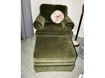 THOMASVILLE RUSHMORE Chair & Foot Rest - Amazing Olive Green Velvet Fabric - VERY COMFORTABLE!! Item#150 LVRM