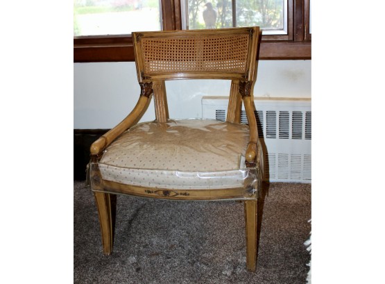 VINTAGE Wood & Rattan Accented Chair - GREAT ACCENT TO ANY ROOM!! Item#01 LVRM