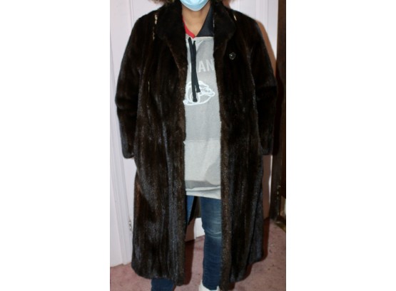 VINTAGE Fur Long Coat! Item#137 RM2