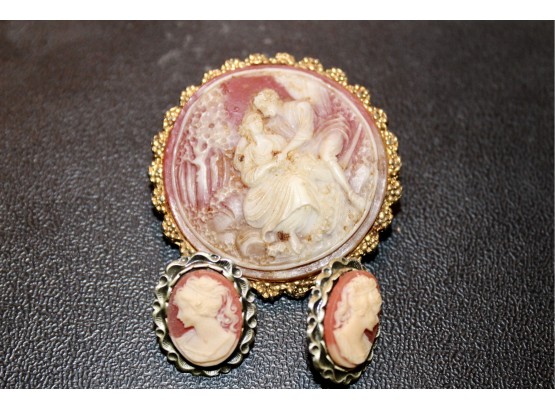 ANTIQUE Shell Cameo Brooch & Earrings Of Young Woman - EXQUISITE DESIGN! Item#111 LVRM