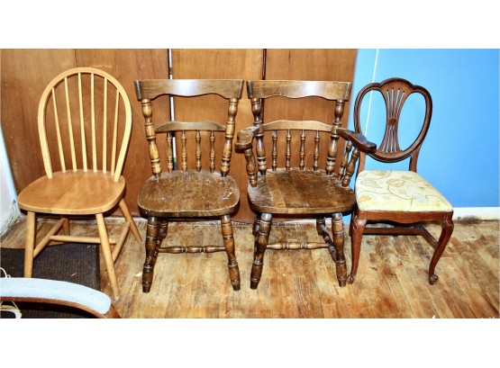 VINTAGE Lot Of Chairs - Lot Of 4 - GREAT ACCENT TO ANY ROOM!! Item#41 LVRM