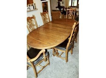 VINTAGE Dining Room Table & 6 Dining Room Chairs! Item#34 LVRM