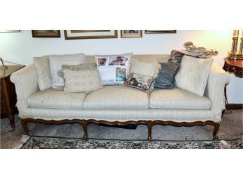 VINTAGE Sofa & Decorative Pillows! Item#08 LVRM