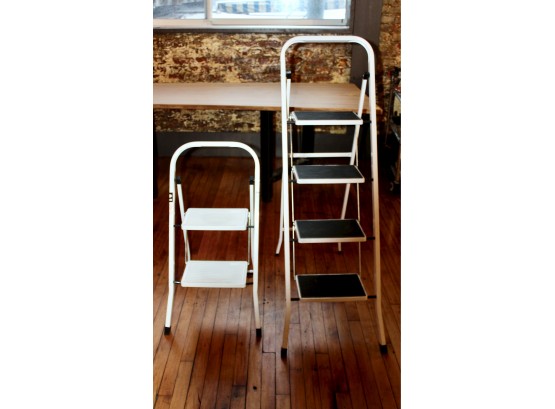 MIXED STEP LADDER LOT - DELXO - LOT OF 2! - Item#259
