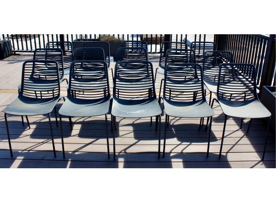 Room & Board Mini Outdoor Chairs - Lot Of 15 -  Retail: $199 Each - Modern And Comfy!! - Item#25 DECK