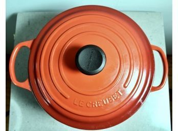LE CREUSET Cerise Signature Enameled Cast Iron Round Dutch Oven - #26 - BUILT TO LAST!! - Item#107