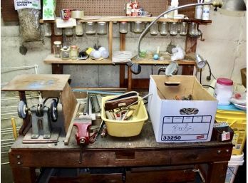 MIXED TOOLS LOT - HAND TOOLS - GOOSE NECK LAMP - BENCH GRINDER - MAGNIFYING GLASS!! Item#43 BSMT
