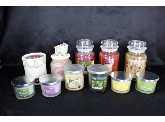 YANKEE CO. & SONOMA CANDLE LOT - Apple Spice, Lavender Blossom, Christmas Cookie, Mint & MORE!! Item#101 RM2