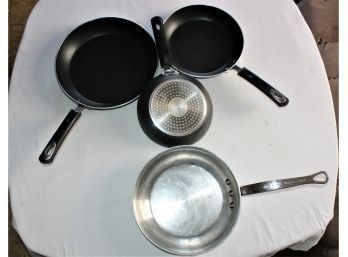 LOT OF FRYING PANS - KITCHEN AID 10' - Utopia Kitchen 8 1/5', 9', 11' - GREAT STARTED SET - ITEM#115 LR