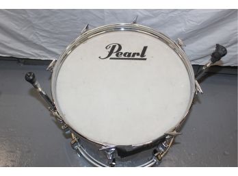 PEARL BASS DRUM - FIBER GLASS SHELL - WITH CASE - 19'wx16'h - GOOD CONDITION - ITEM#49
