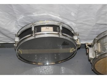 LOT OF 2 SNARE DRUMS - PEARL STEEL SHELL - ITEM#51