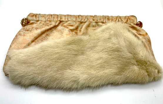 NEW WITHOUT TAGS MARBLED BEIGE WITH ECRU REAL FUR CLUTCH BAG