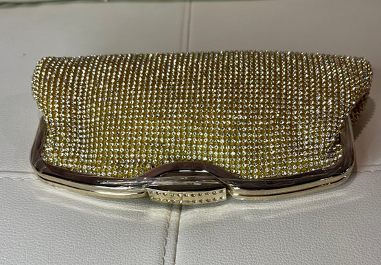 NEW WITH TAGS GOLD RHINESTONE CLUTCH HANDBAG WITH DETACHABLE CHAIN