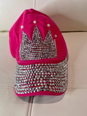 NEW WITHOUT TAGS HOT PINK COTTON RHINESTONE STUDDED CROWN CAP HAT