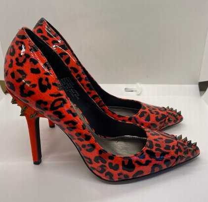 New Rachel Roy Orange And Black Patent Leopard Studded Pumps Heels Shoes 8.5