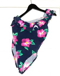 SWIMMINGLY VINTAGE!! WOMENS MONTEN ONE PIECE FLORAL BATHING SUIT SIZE 10