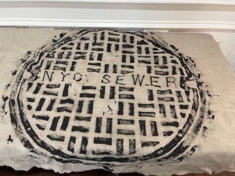 SHOW YOUR NY SPIRIT!! LOT OF 2 LINEN FEEL DISTRESSED WALL HANGINGS DEPICTING NY SEWER & WATER METER COVERS