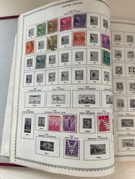 STAMP COLLECTORS HEADS UP : LARGE ASSORTMENT OF THE NEW WORLDWIDE POSTAGE STAMP ALBUM BOOKLET WITH MANY STAMPS