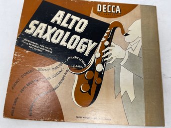 INCREDIBLE AND COMPLETE VINTAGE 1930S 1940S DECCA ALBUM OF ALTO SAXOLOGY RECORDS, COLUMBIA AND DECCA