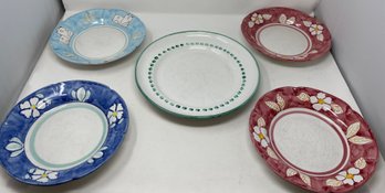 LOT OF 5 HIGH QUALITY DI ROSA VIETRI MADE IN ITALY FLORAL LOT OF 4 PLATES & 1 PLATTER