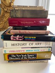 LARGE VINTAGE THEATRE, MOVIE, ART & MUSIC BOOK LOT INCLUDING STREETCAR NAMED DESIRE ETC.