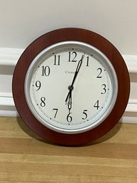 AWESOME REDWOOD TONE CHANEY BATTERY POWERED WALL CLOCK