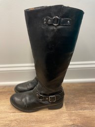 Madden Girl Black Boots Size(8)