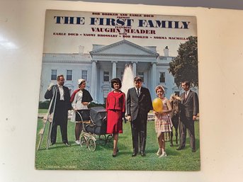 VINTAGE ORIGINAL THE FIRST FAMILY CLP 3080 PRESIDENTIAL CADENCE RECORDS PLAY ALBUM RECORD