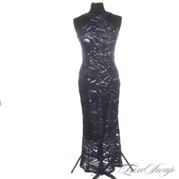 NEAR MINT $2000 PLUS ST. JOHN NAVY BLUE LACE OVERLAY OVER SILVER LAME EVENING GOWN 6