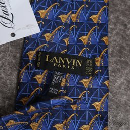 #12 FATHERS DAY PERFECT! LANVIN PARIS MADE IN FRANCE ROYAL BLUE AND GOLD DECO ORMOLU MOTIF SILK MENS TIE