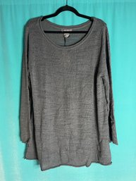 New With Tags Su & Lola Grey Light Loose Knit Spring Sweater Size 2XL