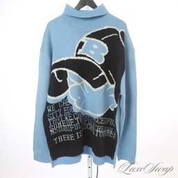 90S CULTURE THROWBACK! MENS VINTAGE SCHOOL OF HARD KNOCKS BABY BLUE ALLOVER PRINT SWEATER 3XL