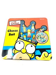 INSANE BRAND NEW COMPLETE SIMPSONS CHESS SET