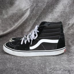 EVERYONE NEEDS A PAIR! MENS VANS OFF THE WALL BLACK CANVAS AND SUEDE MID SNEAKERS 12