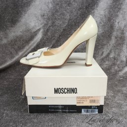$400 MOSCHINO MADE IN ITALY CREAM EGGSHELL GLOSS LEATHER BUCKLE PUMPS 37.5 / US 7.5