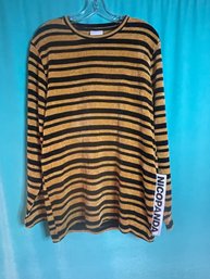 NEW WITHOUT TAGS BLACK AND MUSTARD LONG SLEEVE VELOUR KNIT PULLOVER SWEATER SIZE S