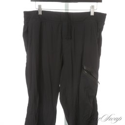 #1 THE ONES EVERYONE WANTS! MENS LULULEMON BLACK SELF STRIPED CARGO POCKET MICROFIBER PANTS FITS ABOUT L