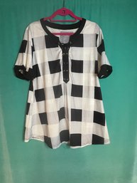 ANONYMOUS BACK AND WHITE MAXI GINGHAM CHECKED SLINKY SLEEVELESS BLOUSE SIZE XL